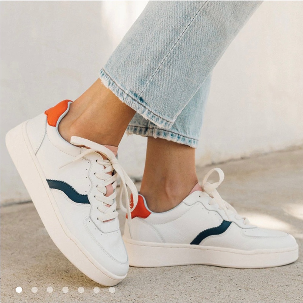 NWT Soludos Roma Sneaker